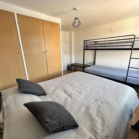 2 Bedroom Flat 1 Stop From London Bridge Exterior photo